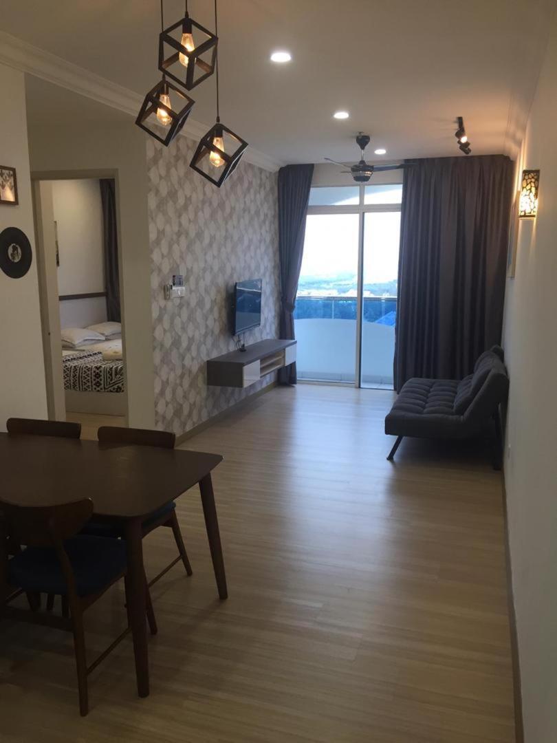 The Wave Apartment *